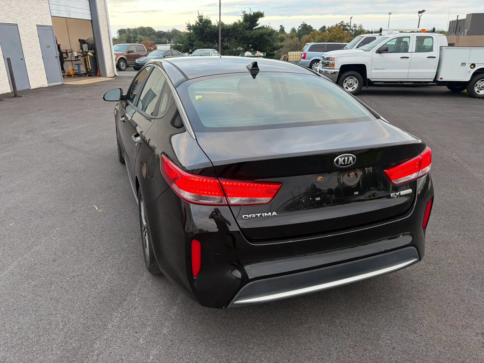 Used 2017 Kia Optima EX FWD image 14