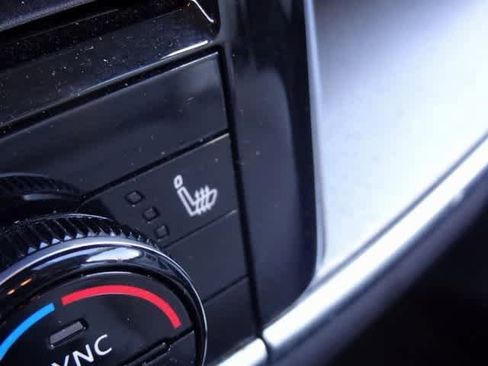 Used 2022 Nissan Rogue SV w/ SV Premium Package image 15