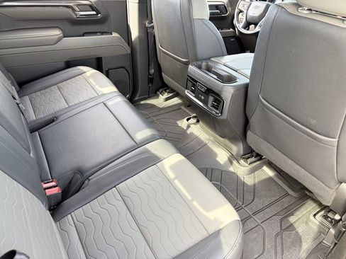 Used 2023 Chevrolet Silverado 1500 ZR2 w/ Technology Package image 15