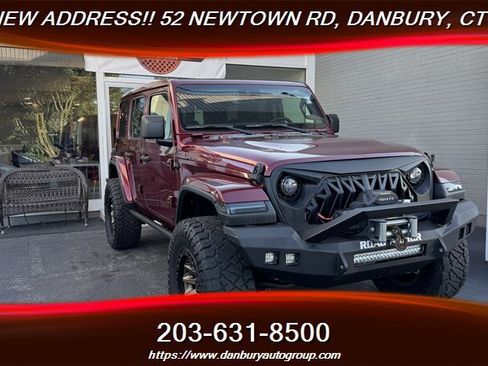 Used 2021 Jeep Wrangler Unlimited Sahara AWD/4WD image 8