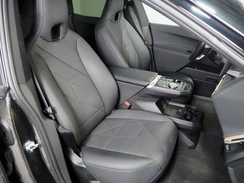 Used 2024 BMW iX xDrive50 w/ Premium Package image 2