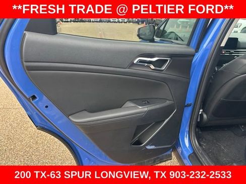 Used 2026 Kia Sportage SX FWD image 19