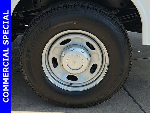 New 2025 Ford F250 XL w/ FX4 Off-Road Package image 37