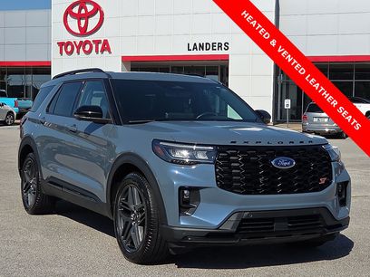 Used 2025 Ford Explorer ST