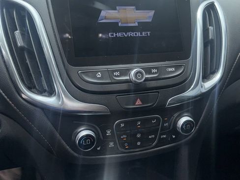 Used 2019 Chevrolet Equinox Premier AWD/4WD image 2