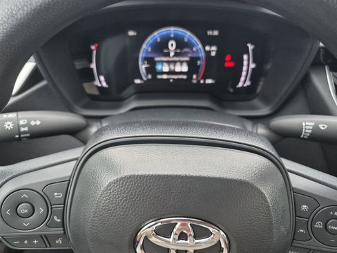 Used 2026 Toyota Corolla LE image 25