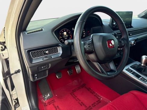 Used 2024 Honda Civic Type R image 18