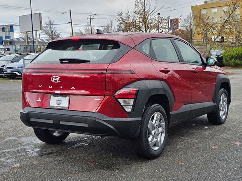 New 2026 Hyundai Kona SE image 7
