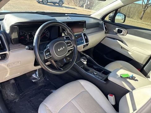 Used 2023 Kia Sorento S w/ Panoramic Sunroof Package image 13
