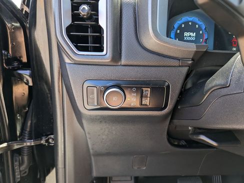 Used 2025 Ford Bronco Sport Badlands image 28