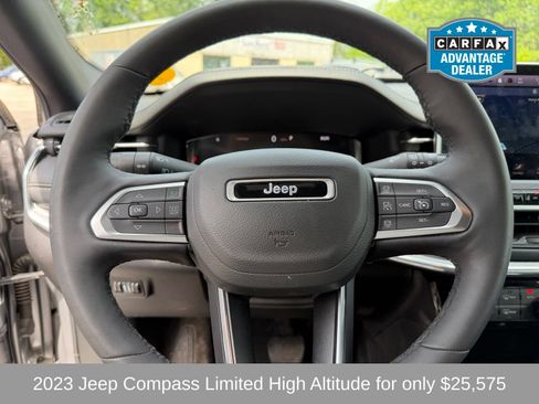 Used 2023 Jeep Compass High Altitude AWD/4WD image 11