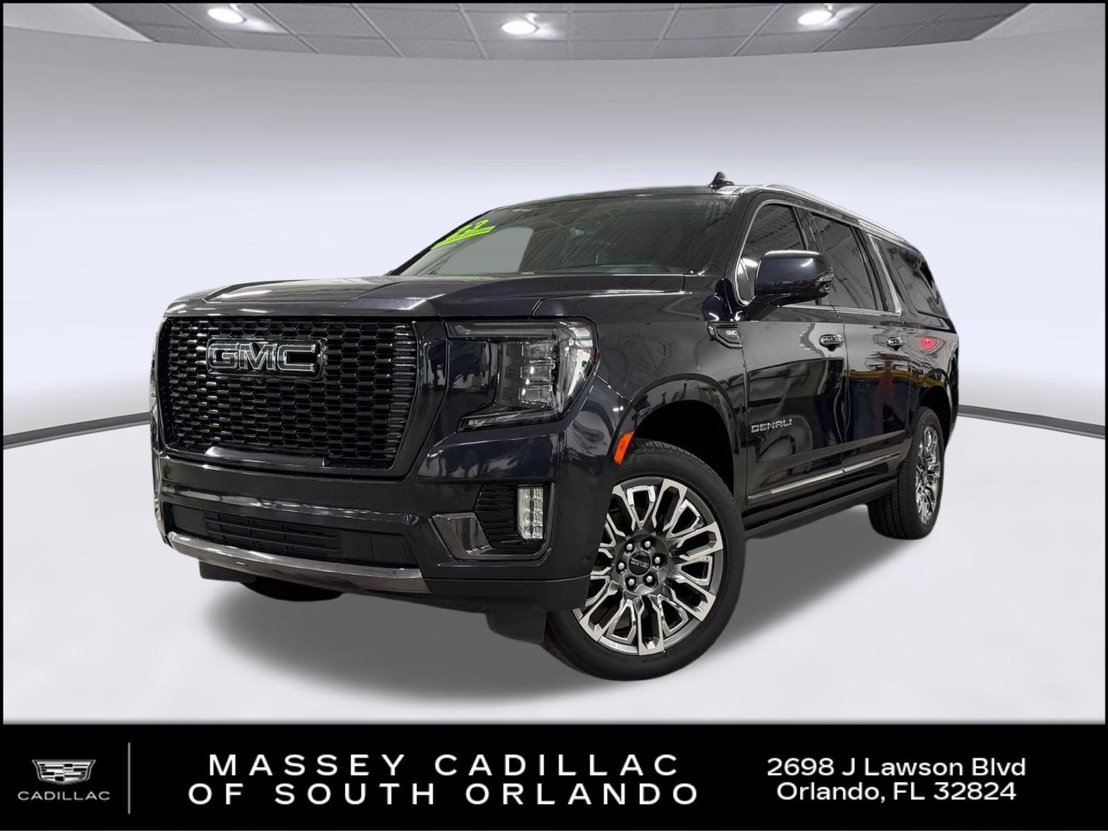 Used 2023 GMC Yukon XL Denali Ultimate AWD/4WD image 1