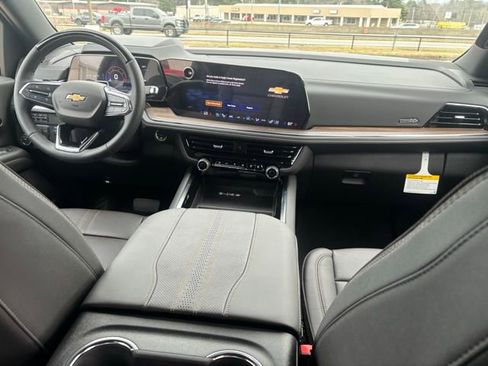 New 2026 Chevrolet Tahoe High Country w/ Sun And Tow Package AWD/4WD image 18