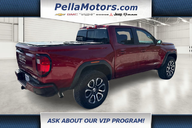 Used 2024 GMC Canyon AT4 w/ AT4 Premium Package AWD/4WD image 3