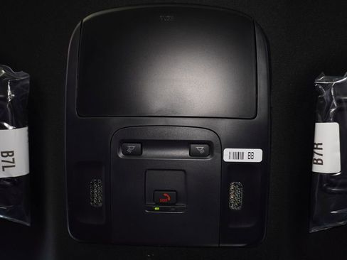 Certified 2026 Toyota Camry SE image 8