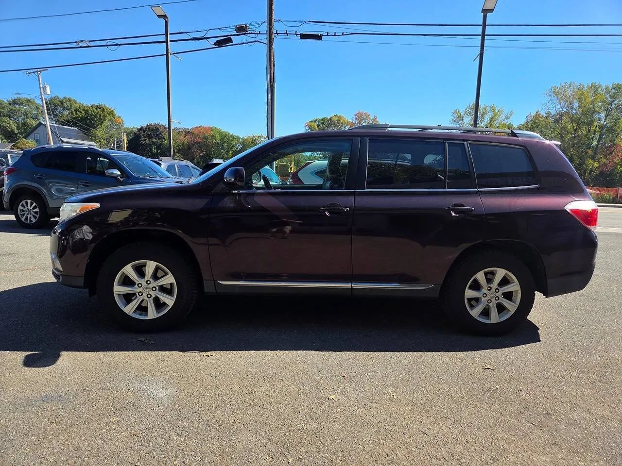 Used 2012 Toyota Highlander SE w/ Tow Pkg AWD/4WD image 35