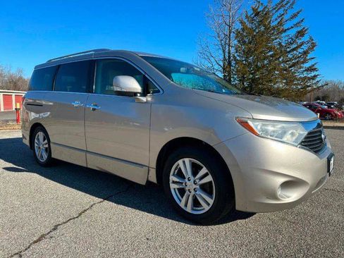 Used 2012 Nissan Quest SL FWD image 2
