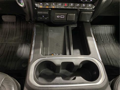 Used 2019 GMC Sierra 1500 Denali w/ Denali Ultimate Package image 18