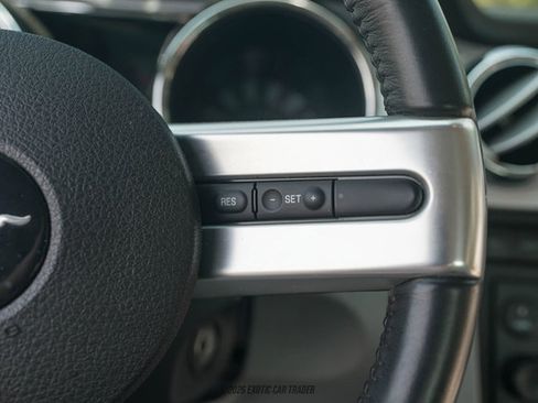 Used 2007 Ford Mustang GT RWD image 33