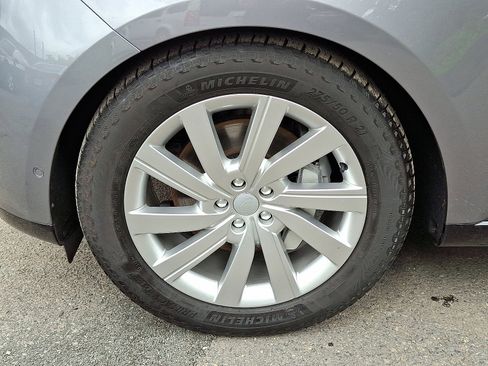 Certified 2023 Land Rover Range Rover SE image 10