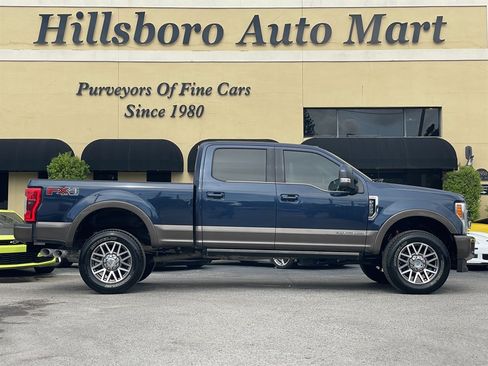 Used 2017 Ford F250 King Ranch w/ King Ranch Ultimate Package AWD/4WD image 4