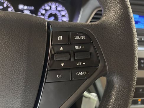 Used 2015 Hyundai Sonata SE image 25