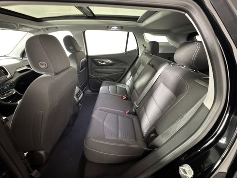 Used 2022 GMC Terrain SLE w/ Driver Convenience Package image 25