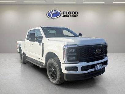 New 2026 Ford F350 Lariat w/ Black Appearance Package