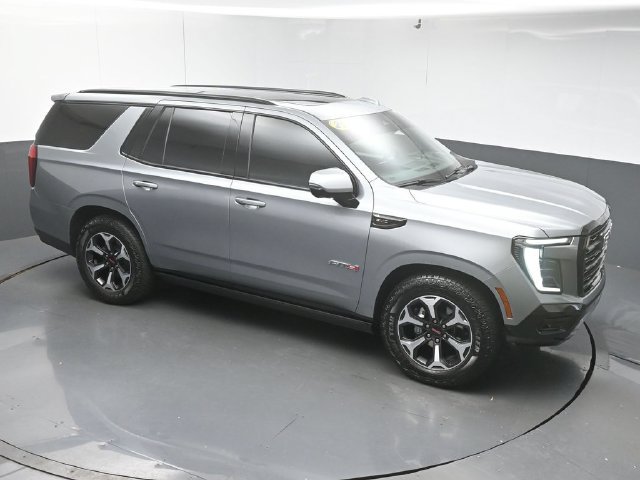 Used 2025 GMC Yukon AT4 Ultimate w/ LPO, Floor Liner Package AWD/4WD image 43