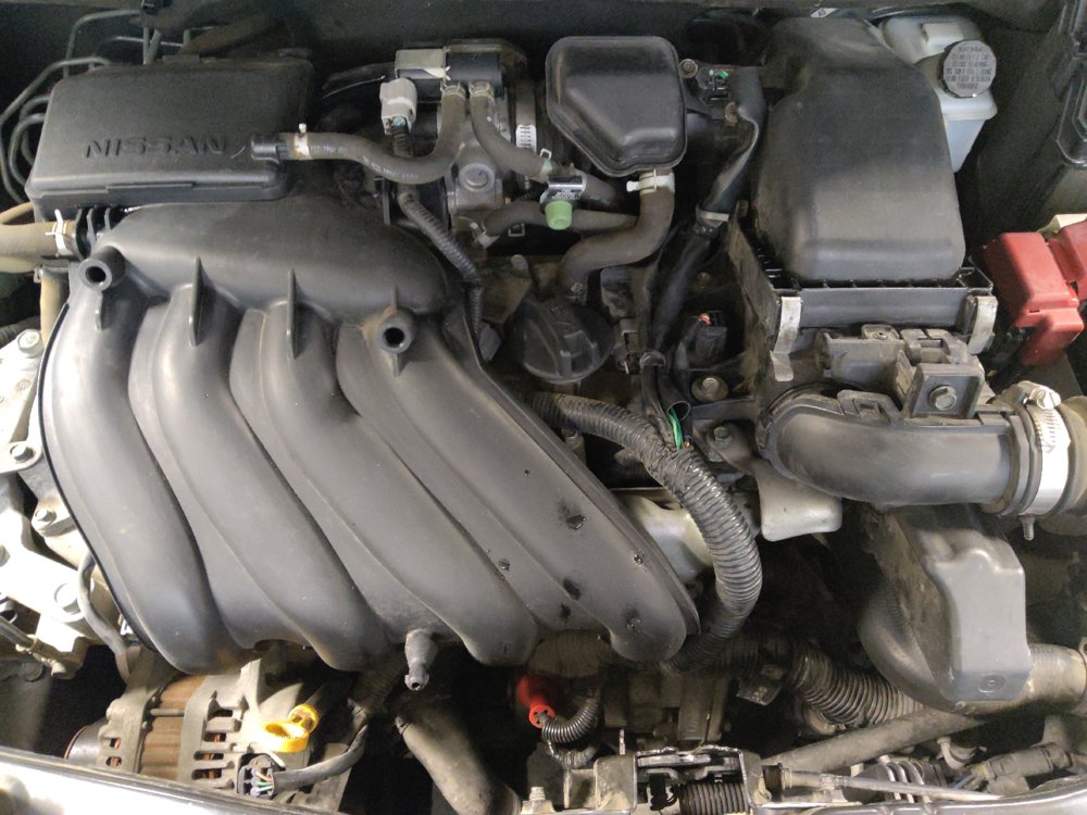 Used 2015 Nissan Versa SV FWD image 30