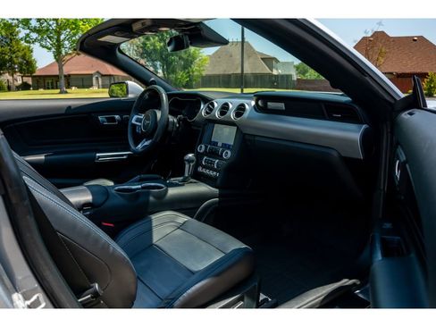 Used 2022 Ford Mustang GT Premium w/ Equipment Group 401A RWD image 15