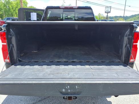 Used 2024 Chevrolet Silverado 2500 LTZ w/ LTZ Plus Package AWD/4WD image 14