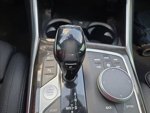 Used 2020 BMW 330i Sedan w/ Convenience Package RWD image 12