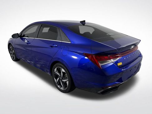 Used 2023 Hyundai Elantra Limited FWD image 6
