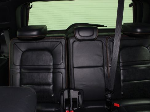 Used 2023 Lincoln Navigator Black Label AWD/4WD image 19