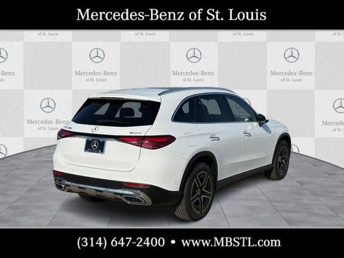 New 2026 Mercedes-Benz GLC 300 4MATIC image 3