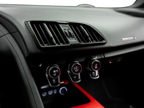 Used 2018 Audi R8 V10 plus AWD/4WD image 47