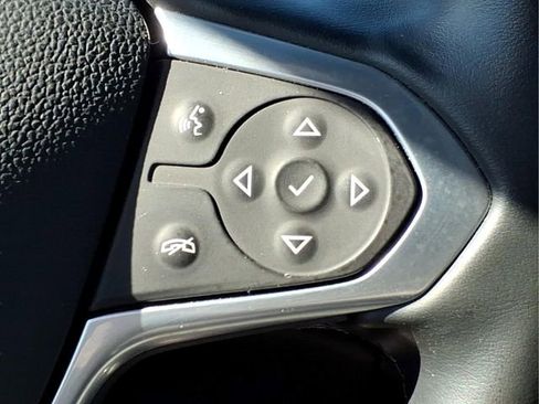 Used 2023 Chevrolet Traverse LT w/ LPO, Floor Liner Package AWD/4WD image 29