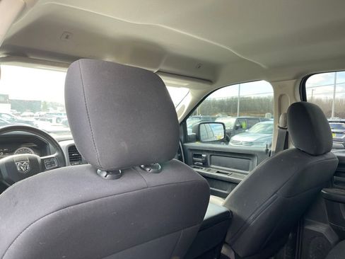 Used 2019 RAM 1500 Express w/ Express Value Package image 10