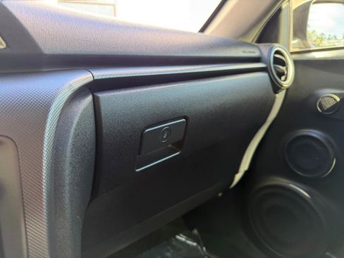 Used 2015 Scion tC 2D Hatchback image 29