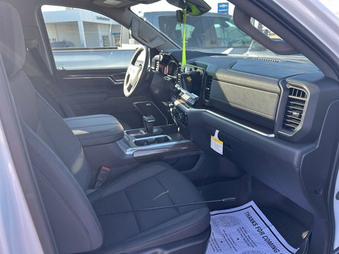 New 2026 Chevrolet Silverado 1500 LT Trail Boss w/ Convenience Package II AWD/4WD image 24