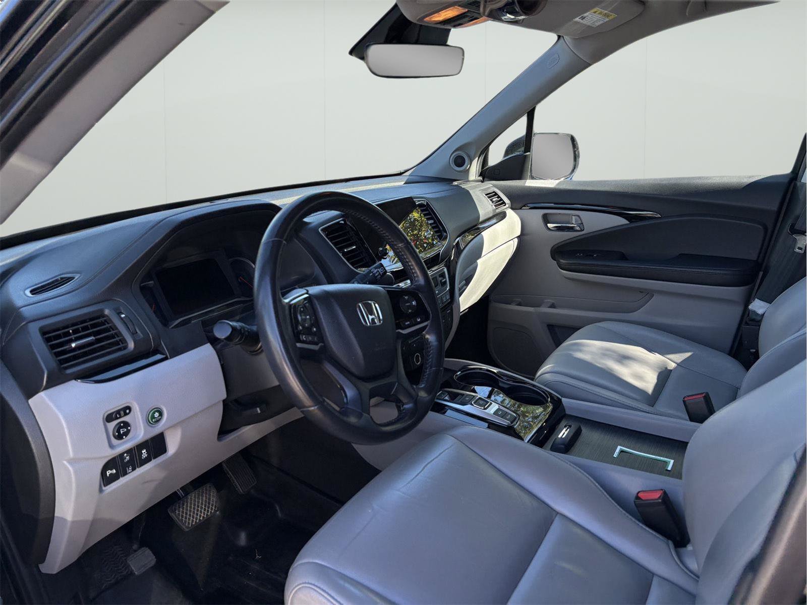 Used 2019 Honda Pilot Touring image 9