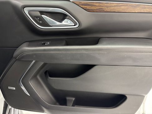 Used 2023 Chevrolet Suburban Premier image 45