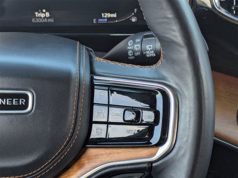 Used 2024 Jeep Grand Wagoneer L Series III image 26