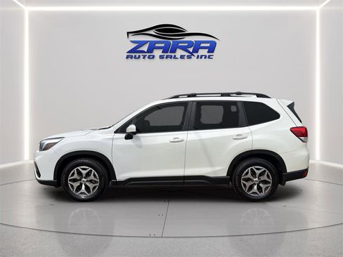 Used 2019 Subaru Forester Premium AWD/4WD image 4
