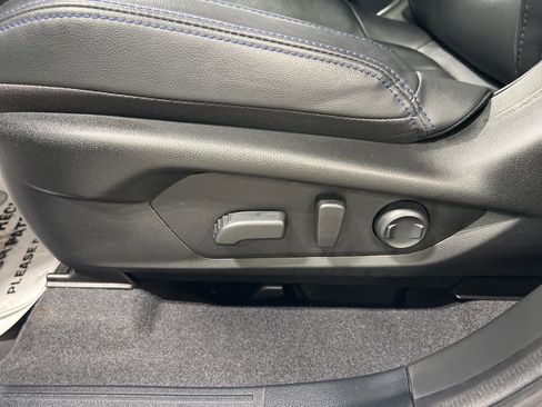 Used 2025 Subaru Forester Limited image 19