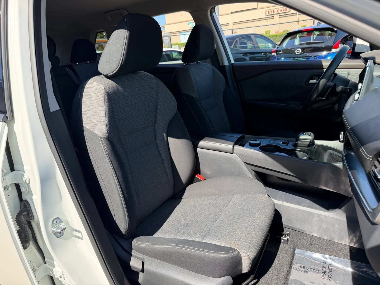 Used 2021 Nissan Rogue SV AWD/4WD image 22