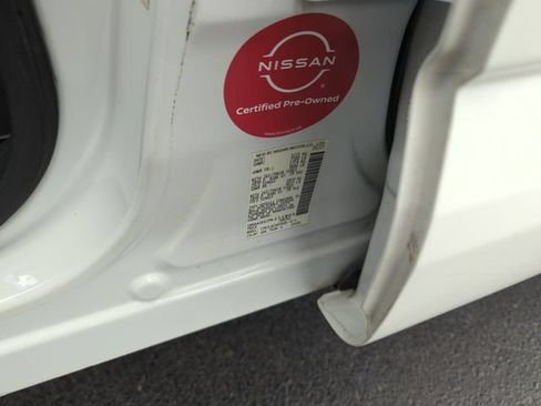 Certified 2023 Nissan Titan SV RWD image 50