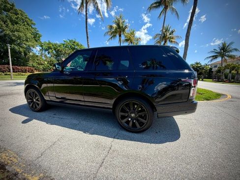 Used 2019 Land Rover Range Rover Supercharged image 14