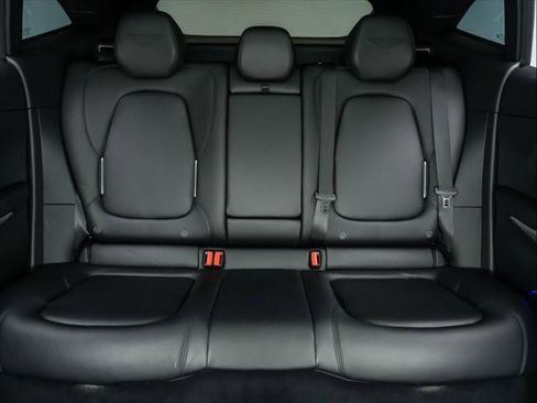 Used 2021 Aston Martin DBX image 29